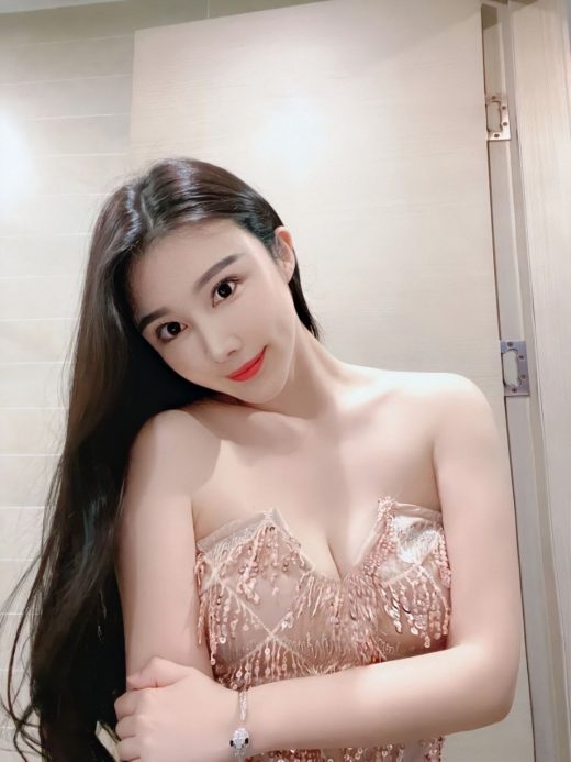 7160美女图片
